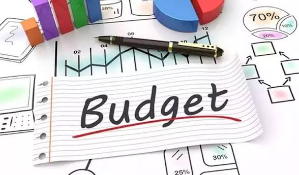 RisingKashmir's tweet photo. #JK receives Rs 24,000 cr less than #budgeted in 2024–25
Reports @shafat__malik
https://t.co/FrbiuhCgcP https://t.co/2VopSzqtns