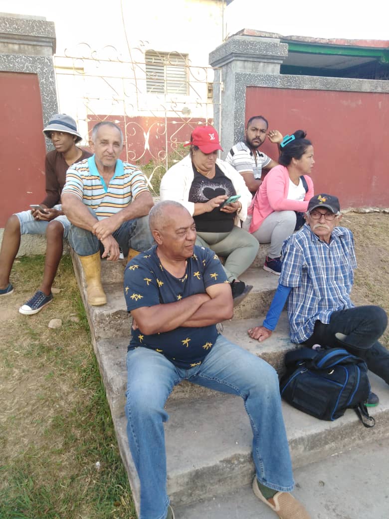 YanelAlejandro's tweet photo. Se continúa trabajando en la #IslaDeLaJuventud #Cuba #HonorYGloria #UnidosXCuba #SentirPinero @DiazCanelB @MMarreroCruz @rlicea_mojena @DrRobertoMOjeda  #ContraLaDrogaSeGana #LaLuchaNoHaCesado #CubaEstaFirme #100AñosConFidel https://t.co/Y6ZTJuub8Y