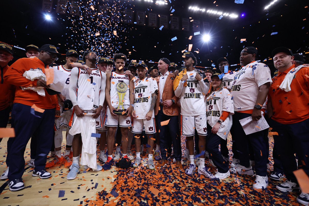 Auburn Basketball tweet media