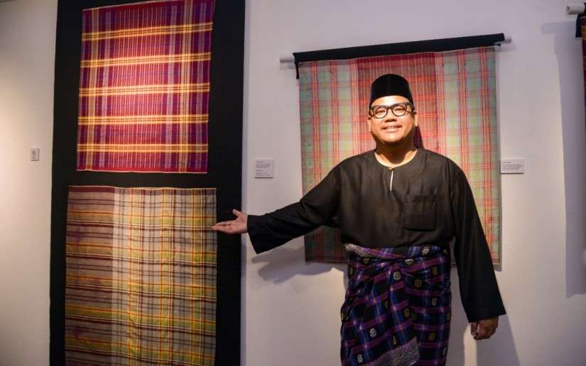 bernamadotcom's tweet photo. Pameran ragi angkat semula corak tenunan Melayu yang kian dilupakan 

https://t.co/vcOzRmxkms  

#BernamaNews https://t.co/h28pbCSELq