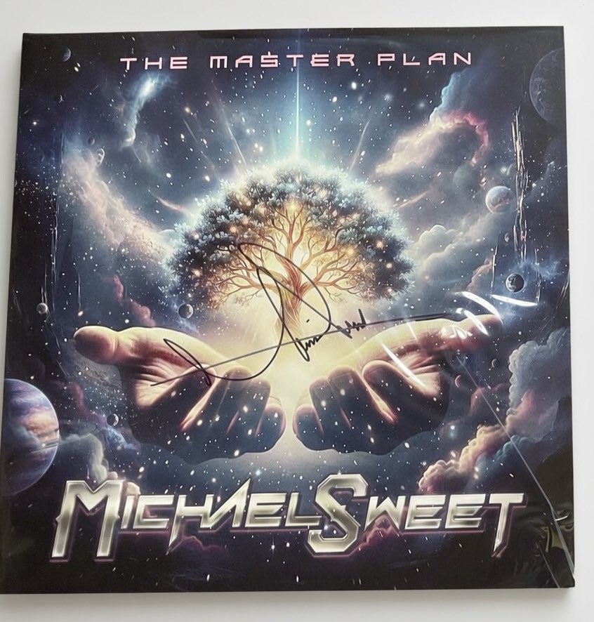 RonaldVining's tweet image. 📀@Stryper’s @MichaelhSweet: #TheMasterPlan on #Vinyl arrived  #GoodFriday via @FrontiersMusic1 &amp;amp; MichaelSweet.com:
Opal Splatter - Autographed Ltd 300
Gold - Numbered Ltd 99
Opal Teal - Frontiers Excl
Need @GirderMusic:
Purple - Excl Ltd 300
Classic Black also available!