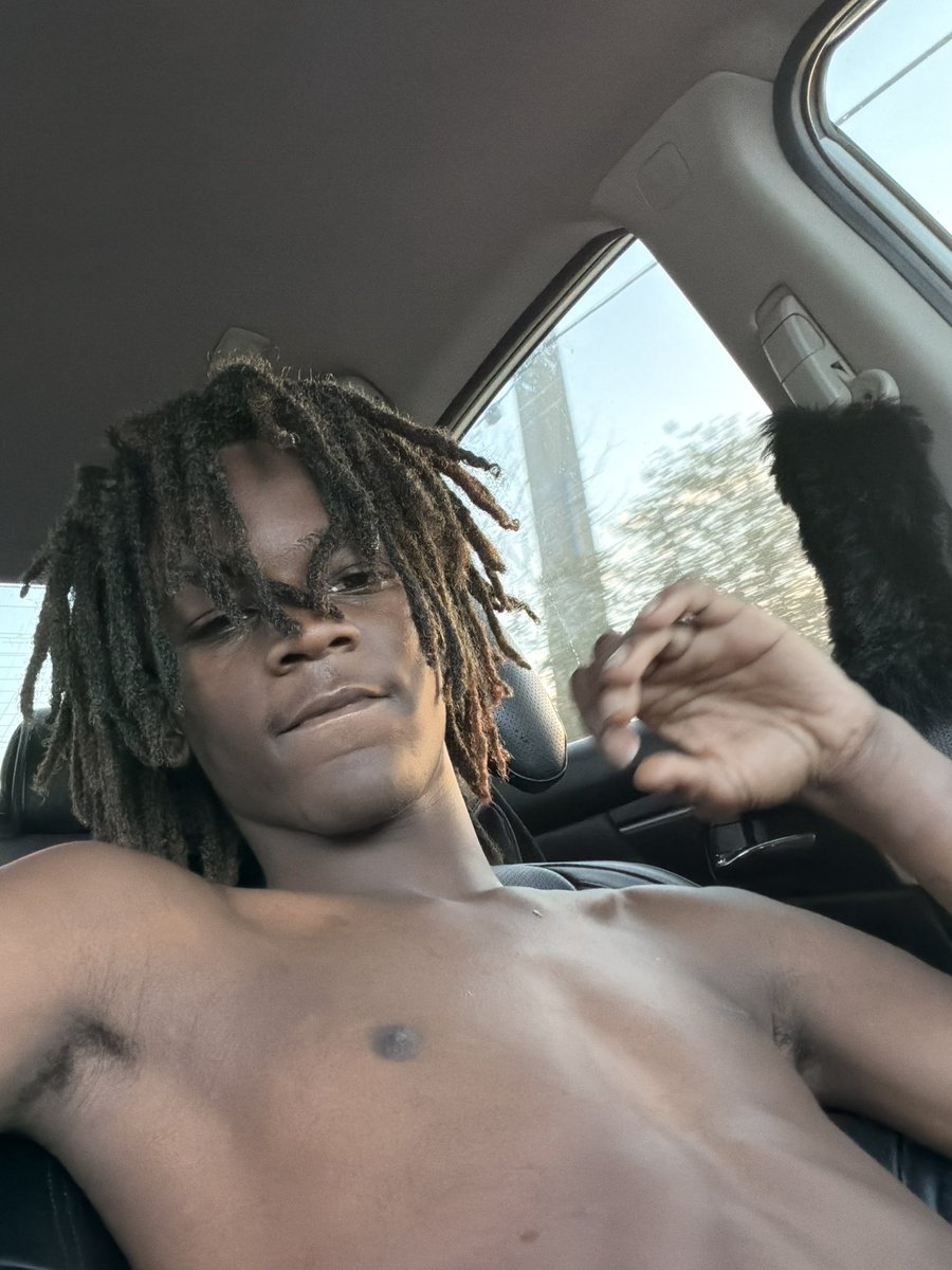 dawngawk_'s tweet photo. yooo 🔥wats good fam dropping , if yen  tapping in you MISSING OUT  #fyp #viral #hoodshyt https://t.co/9WIdErgnim