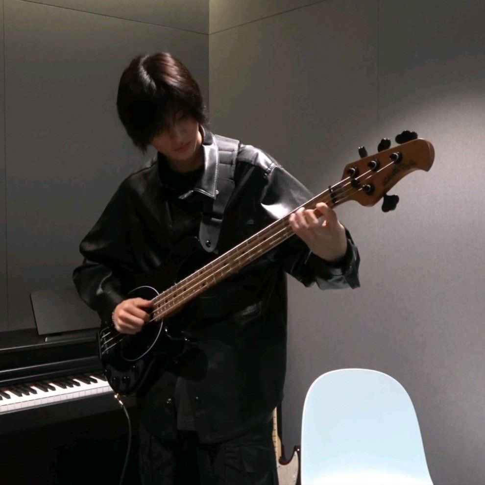 aali⋆♱ tweet media