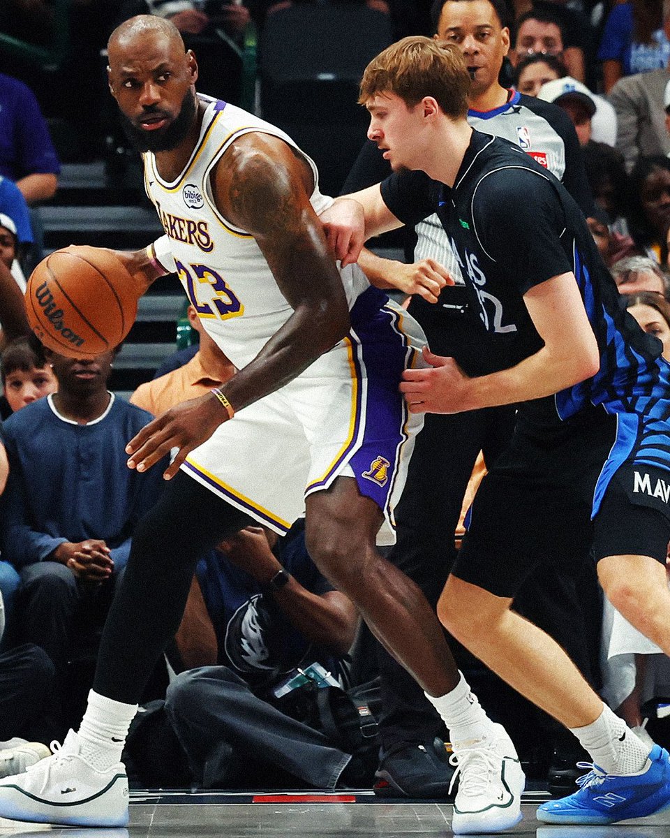 Flagg vs. LeBron
Year 1 vs. Year 23 📸