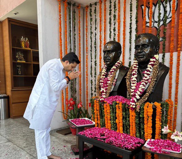 RiturajSinhaBJP's tweet photo. Today, marks the 47th Foundation Day of BJP, a testament to the resilience and resolve of our founders, Shyama Prasad Mukherjee and Pt. Deendayal Upadhyay. In 1980, their vision birthed a new political force, transforming India's political landscape. As we pay tribute to their legacy, let's renew our commitment to their ideals and work towards a stronger, prosperous India.

@BJP4India 
#47YearsOfNationFirst