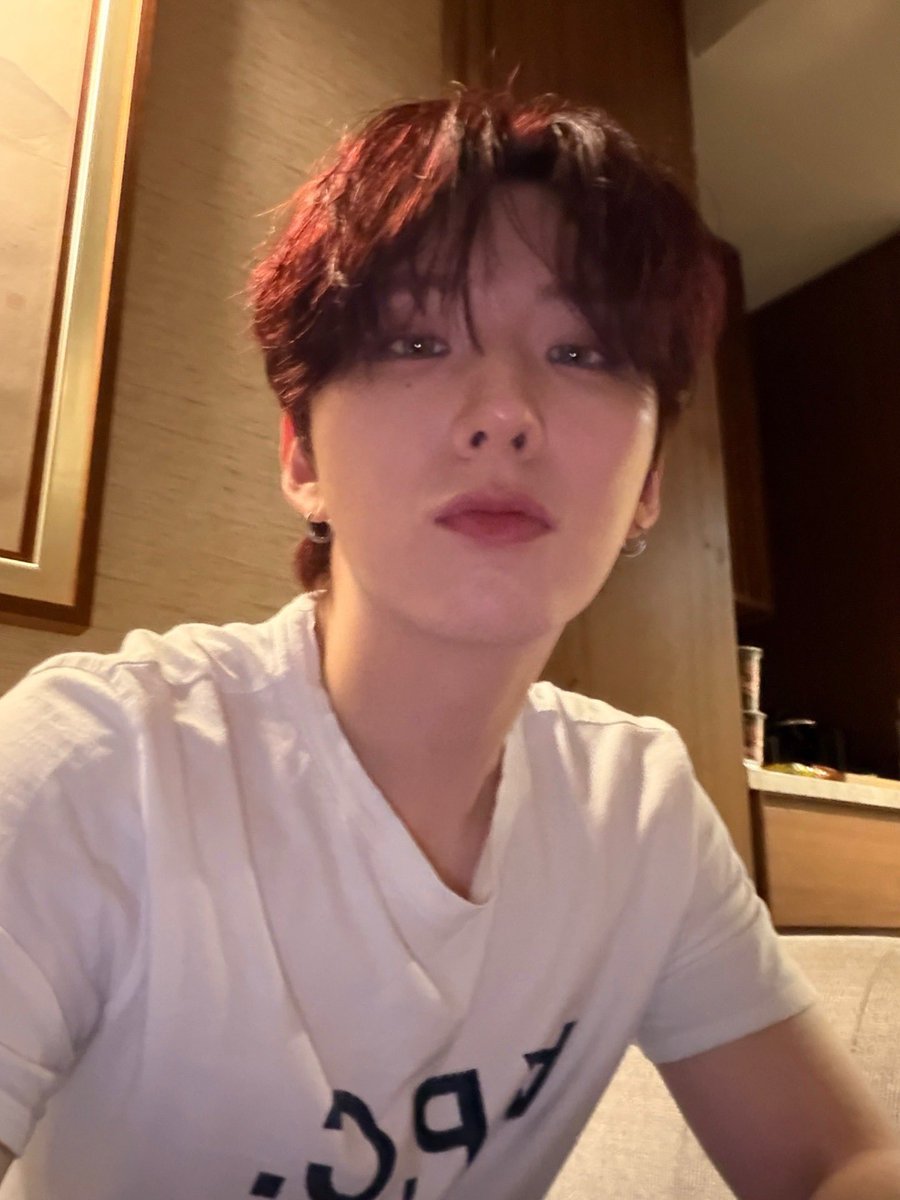 Vejam a beleza deste homem, mas só vejam mesmo pq ele é meu