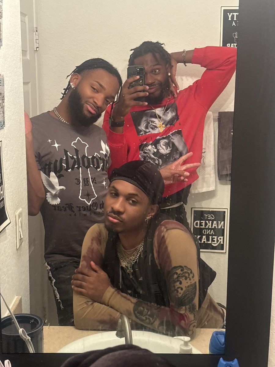 Fl🥷🏾mboyant Shinobi tweet media