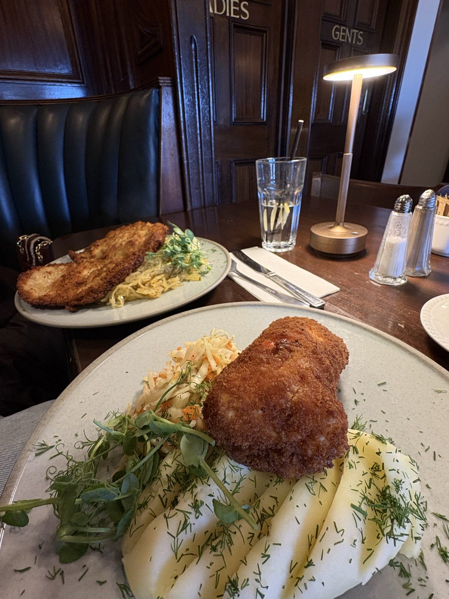 myah aŭ maja tweet media