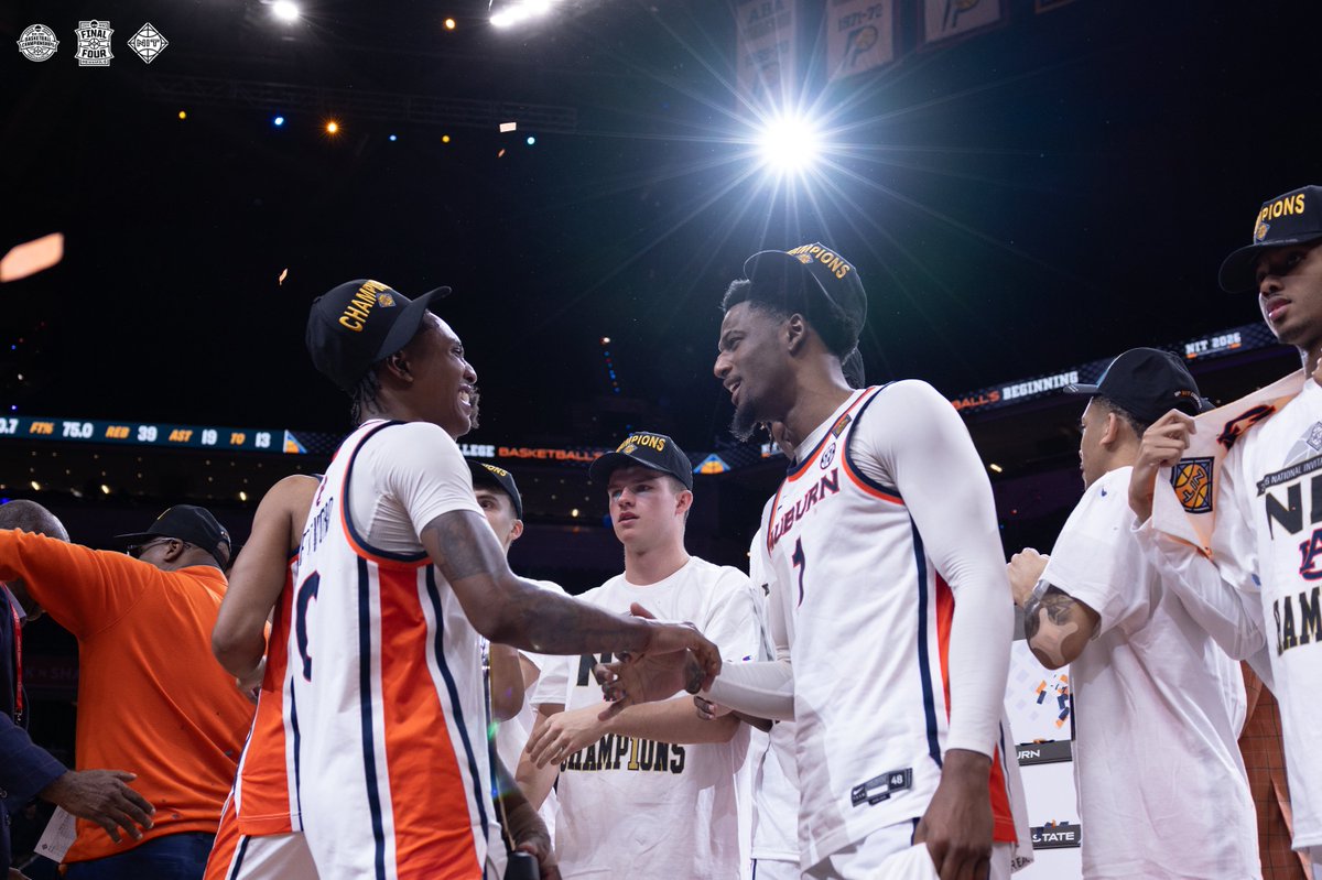 NCAA Men's Final Four tweet media