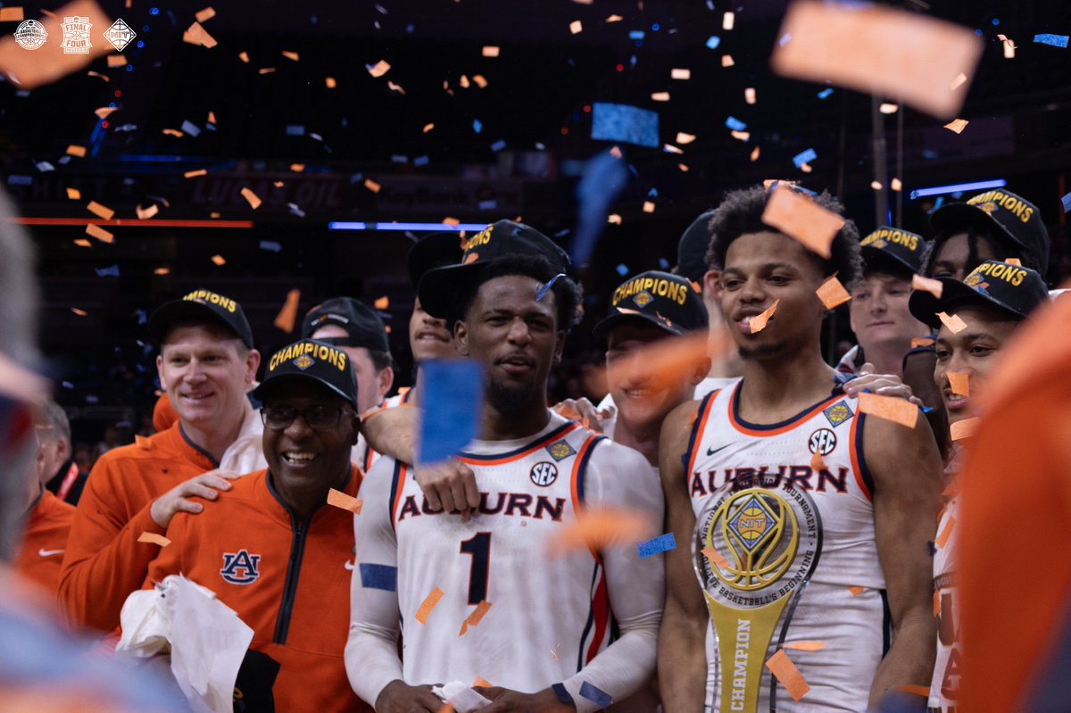 NCAA Men's Final Four tweet media