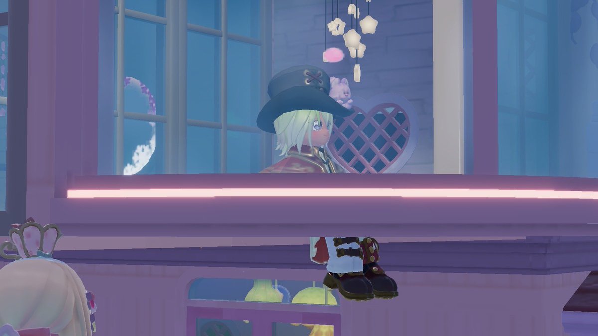 放置してた彼は
ここに座ってたはずなのに
なぜが移動してた←
消えてて探してたら足だけ見えて
ホラーだった(っ ´-` c)ﾏ-
＃ハートピア
＃ハートピアスローライフ