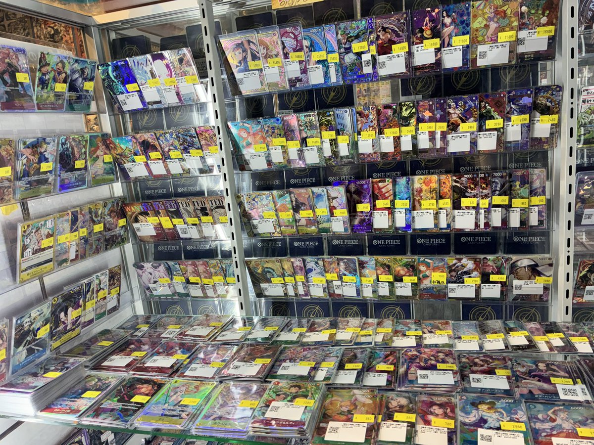 本日開店時の特価をチラリ👀✨ 早い者勝ちです🔥 ご来店お待ちしてます！