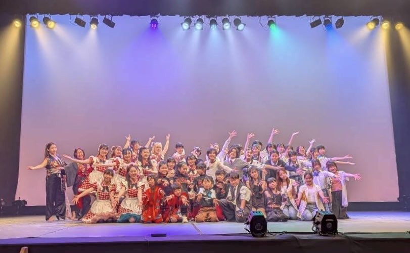 studiowest1995's tweet photo. ───────────
Studio WEST
DANCE FESTIVAL 2026
───────────
昨日4/5(日)アクア文化ホールでの発表会が無事に終演いたしました!
温かい拍手に包まれた最高のステージでした🤗✨
ご来場・ご協力いただいた皆様、本当にありがとうございました!
#StudioWEST #ダンス #豊中 https://t.co/Jw0k8IYpUD