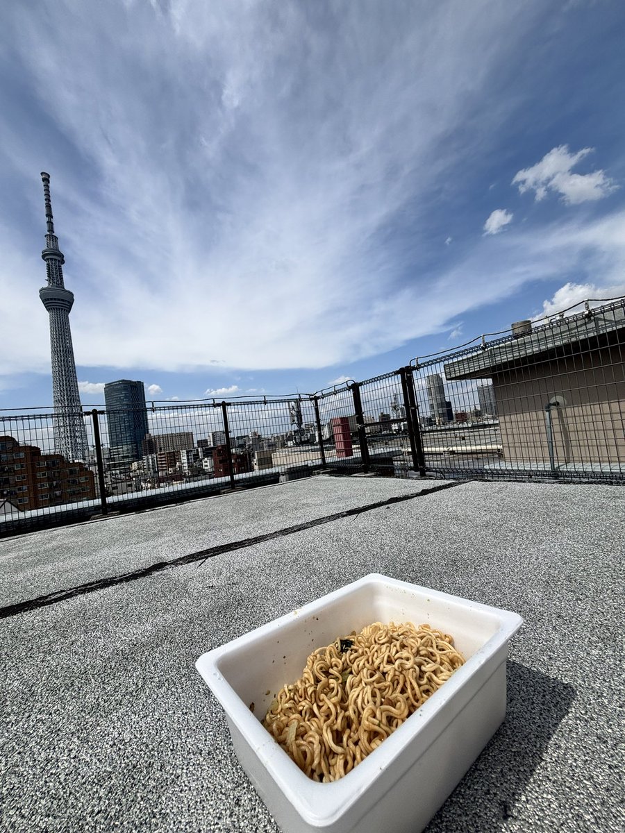 のりたま tweet media