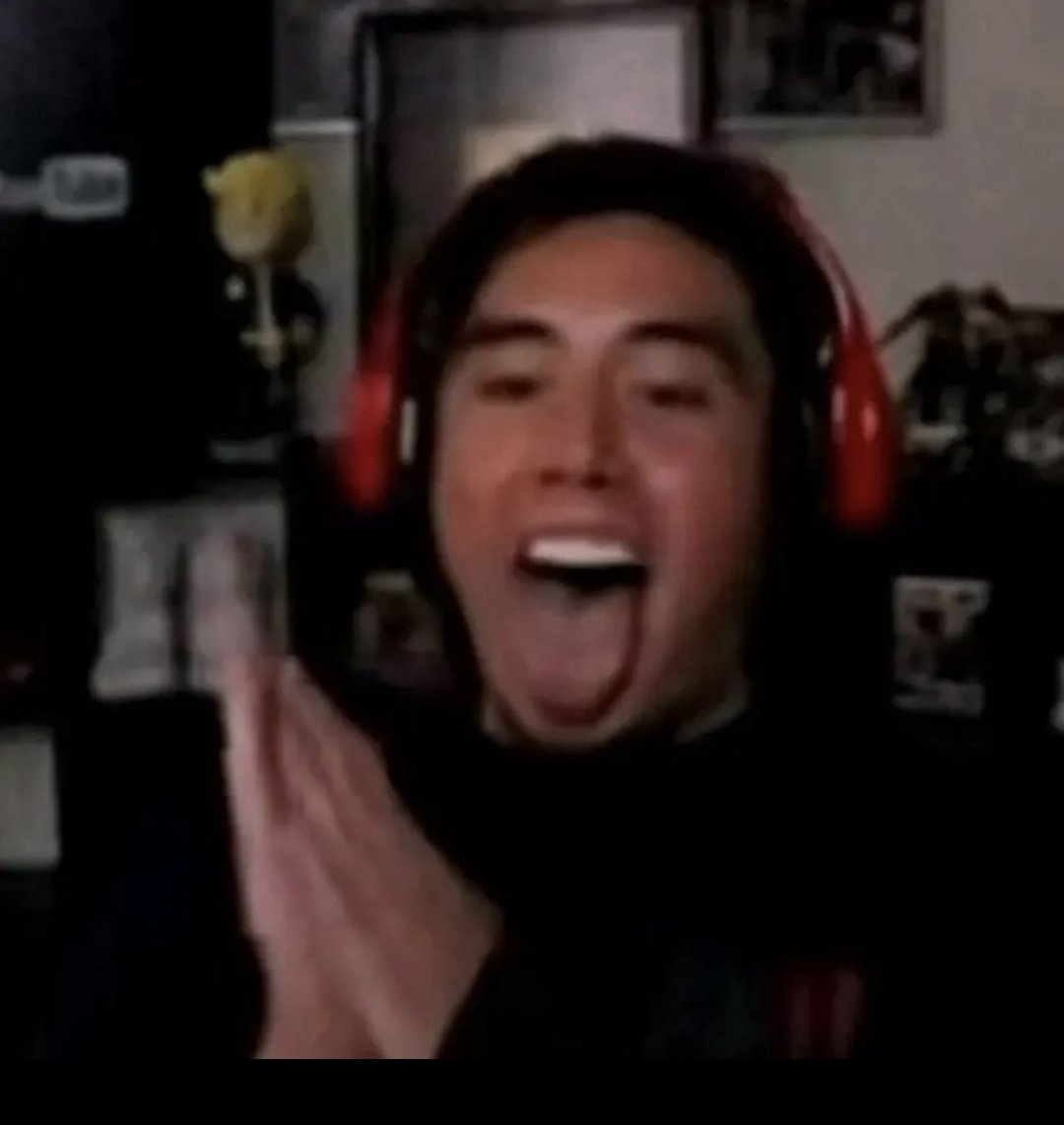 CuriousConstellation tweet media