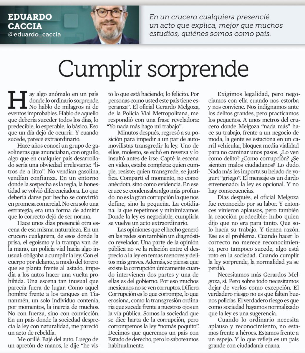 JLozanoA's tweet photo. ⚠️ No se vayan a dormir sin leer este espléndido relato de @eduardo_caccia en @Reforma, a partir de la cívica y valiente acción del oficial Gerardo Melgoza (me imagino que fue en Guadalajara), y que exhibe, en efecto, que en México “hayamos normalizado que la ley es sugerencia”. https://t.co/dQE8Bcfgct