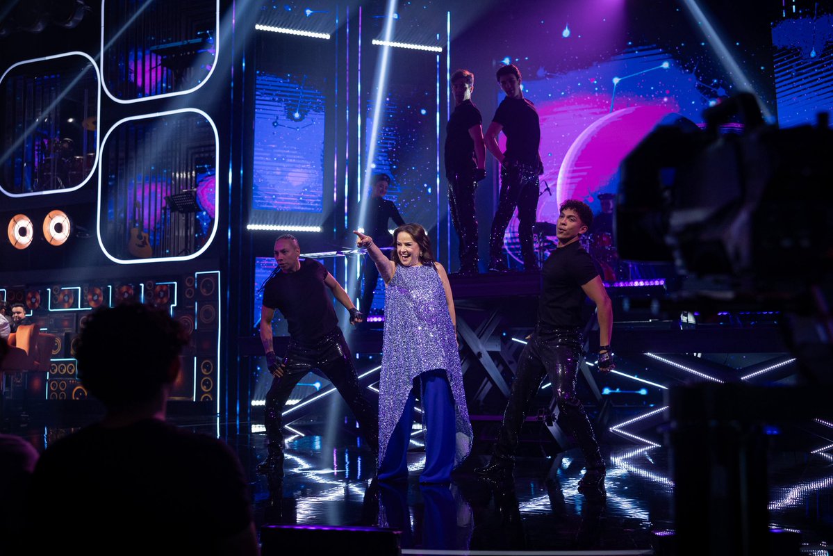 Las Estrellas tweet media