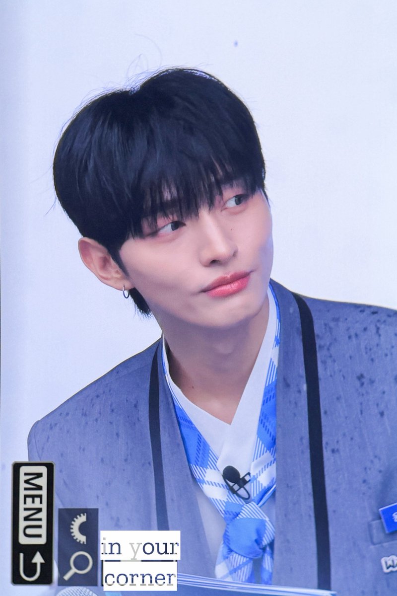 인유어코너 tweet media