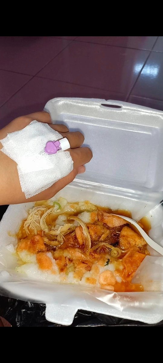 Loovi 🍉 tweet media