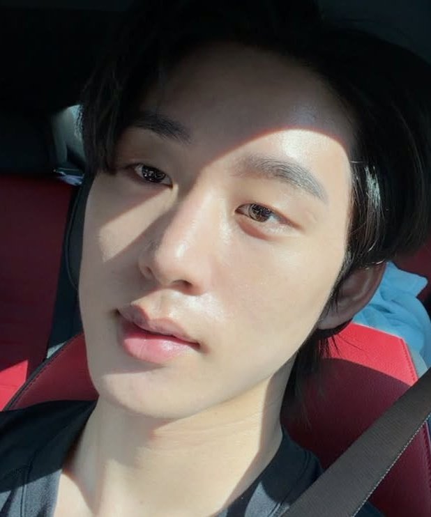 Fia~luv 🎸🦈 (You Maniac Era) tweet media