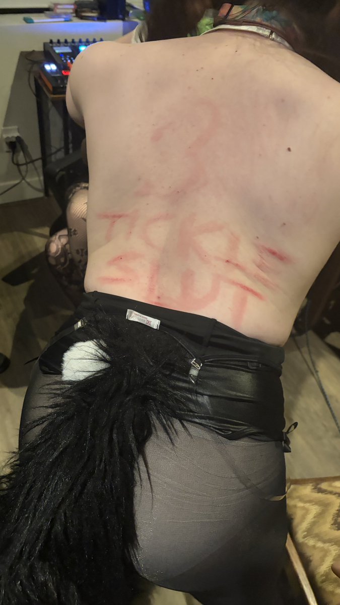 Whiskey :3 tweet media