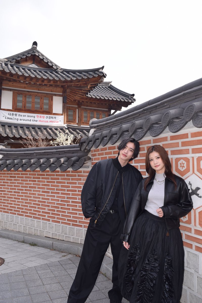 ✩˖°#映画君歌 韓国プロモーション✩˖°

韓国公開を記念して舞台挨拶などを開催⸝⸝꙳
#道枝駿佑 さんと #生見愛瑠 さんが
参加しました✮✮

『ネマナムノ(君歌)』ファン大熱狂♬♡
韓国プロモーションの
イベントレポートはこちらから⟡.·
✎𓂃kimiutamovie.toho.co.jp/news/030/

#君が最後に遺した歌