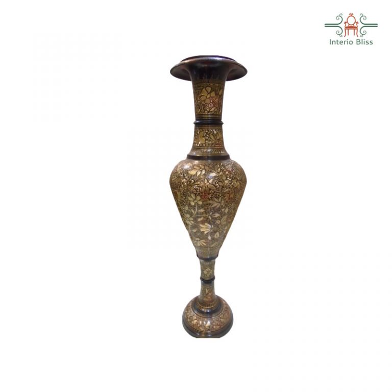 BlissInterio's tweet photo. Brass Flower Vases (with hand-carved flower designs) .Available in 14 different sizes
https://t.co/saWdzoAplT
https://t.co/IKWZfAkhiU
#brassutensils #brassutensilsmanufacturing #copper #brass #interiordesign #interiorinspo #designersarees https://t.co/OmLLjyu4hK