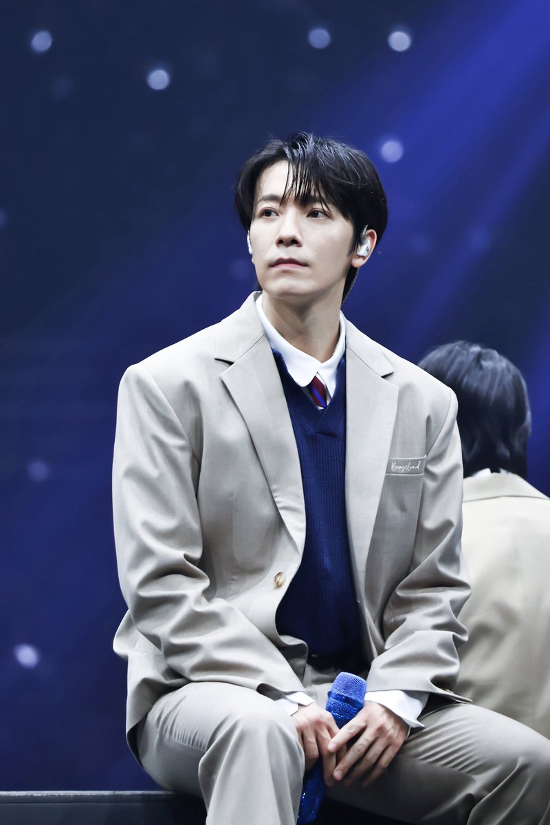 kelly 켈리 tweet media