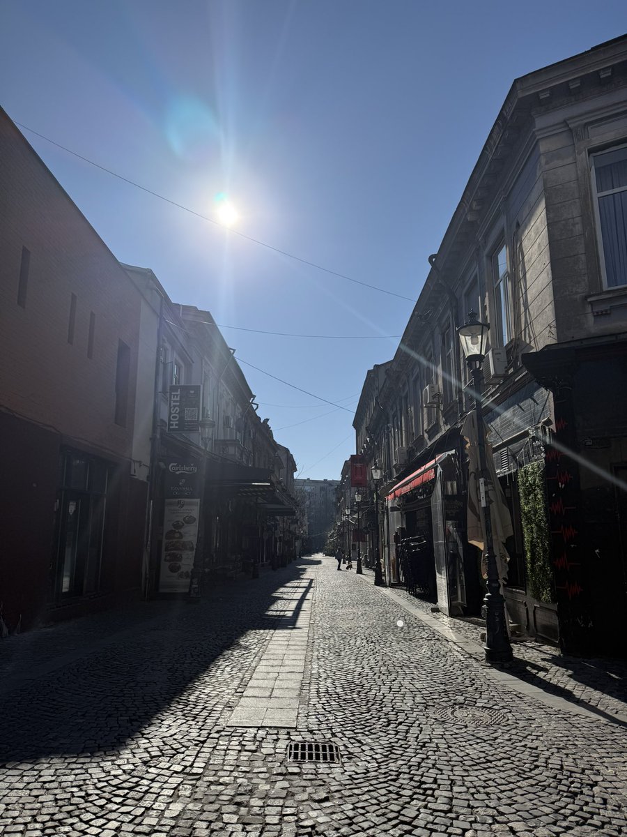 Master Yoda tweet media