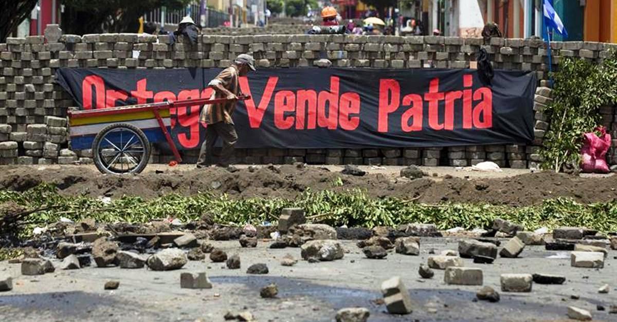 AlianzaCivicaNi's tweet photo. A ocho años:
la lucha sigue,
la memoria vive,
el nica no se rinde,
la valentía sigue intacta.
¡Nicaragua resiste!
¡Prohibido olvidar abril 2018!
#Nicaragua https://t.co/55KlVkBwcN
