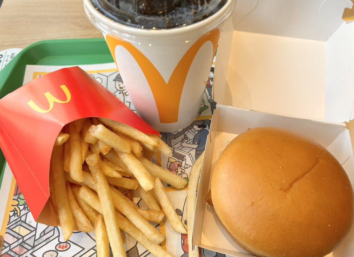 じんた tweet media