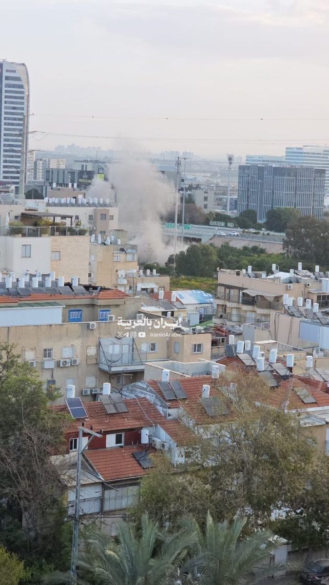 وسائل إعلام إسرائيلية: سقوط رؤوس متفجرة في عدة مواقع بـ "تل أبيب" الكبرى