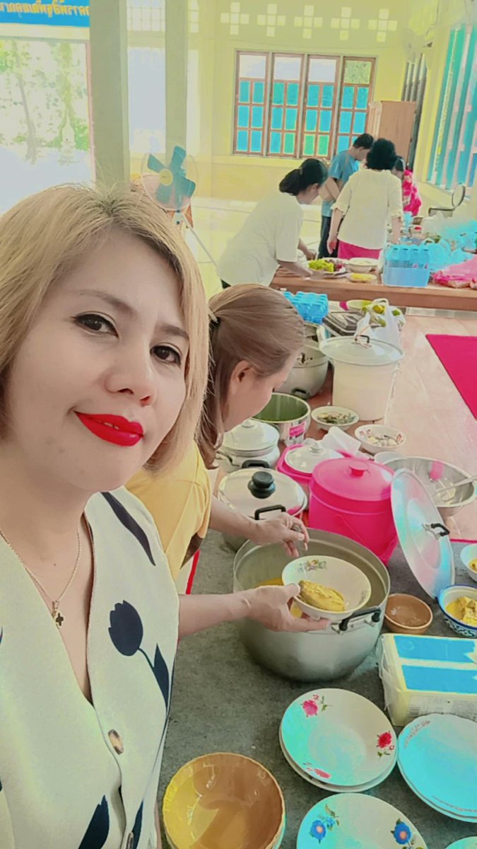 num_cha428 (นุ้ยชา) tweet media