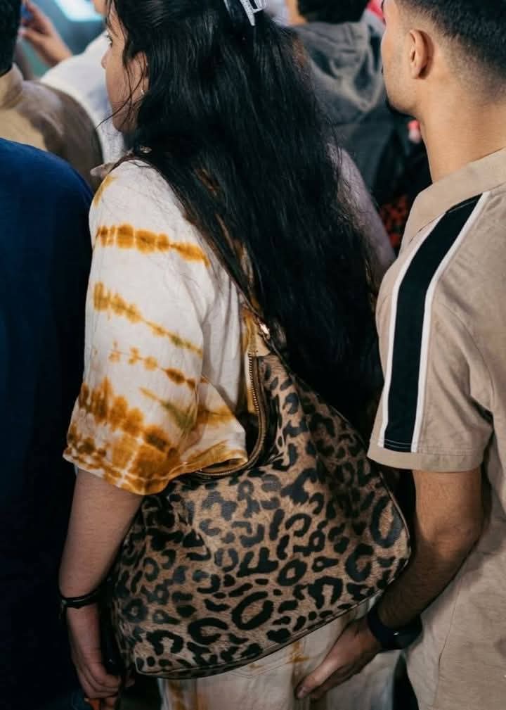 ارم بٹ tweet media