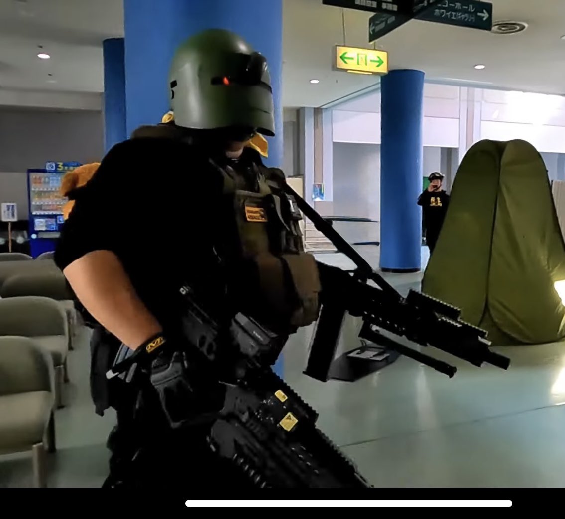 たごふく tweet media