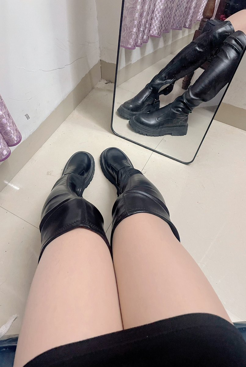 穿靴子的彤彤 tweet media