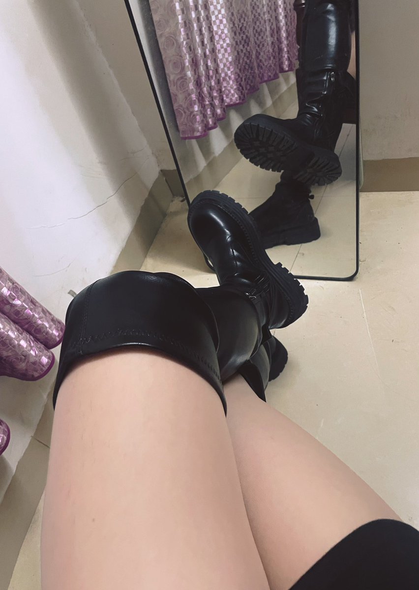 穿靴子的彤彤 tweet media