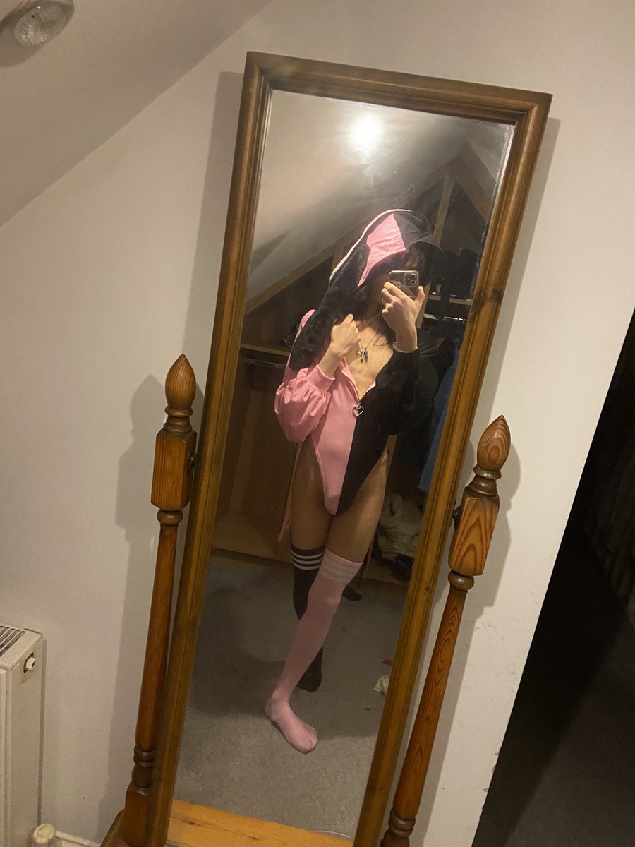 floofyboy_nsfw's tweet photo. Sometimes you just gotta femboy it up ya know #irishvtuber #lewdtuber #femboy https://t.co/oW8iyM6jQ7