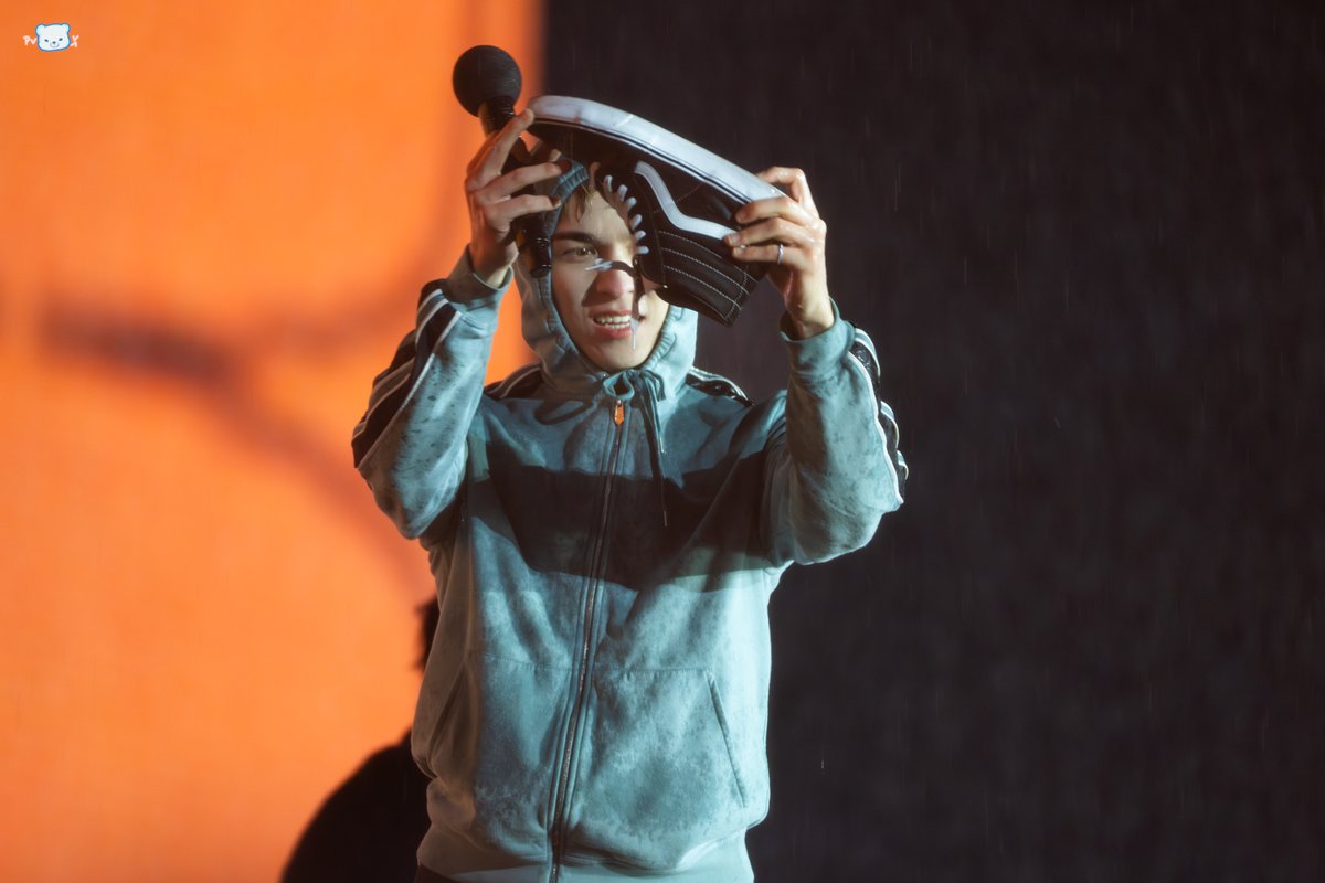 프시케로스✨ tweet media