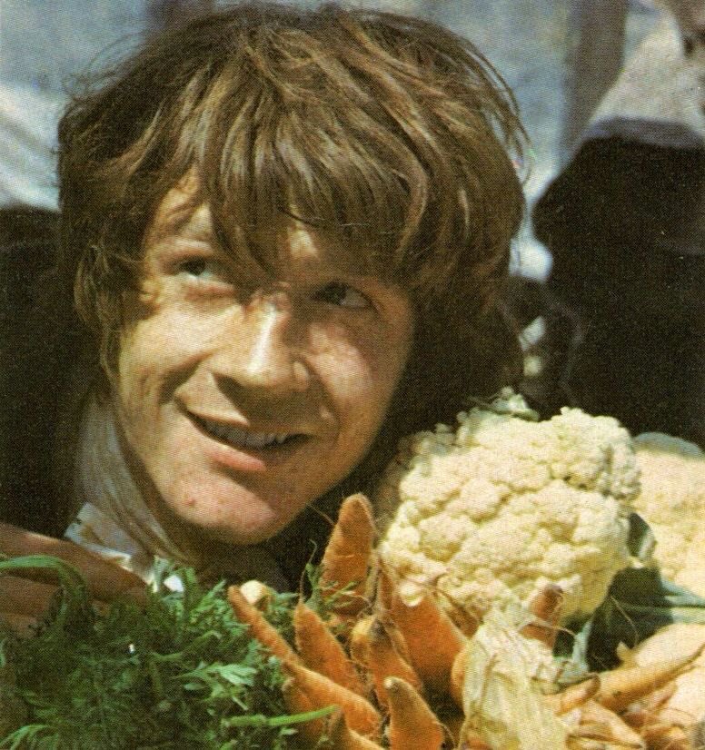 kittyx3lux's tweet photo. I think John hurt woukd be perfect for Albert Wayne #albertwayne #aeroplainstidv #aeroplainst #charlesholt https://t.co/lQWxoSyGhS