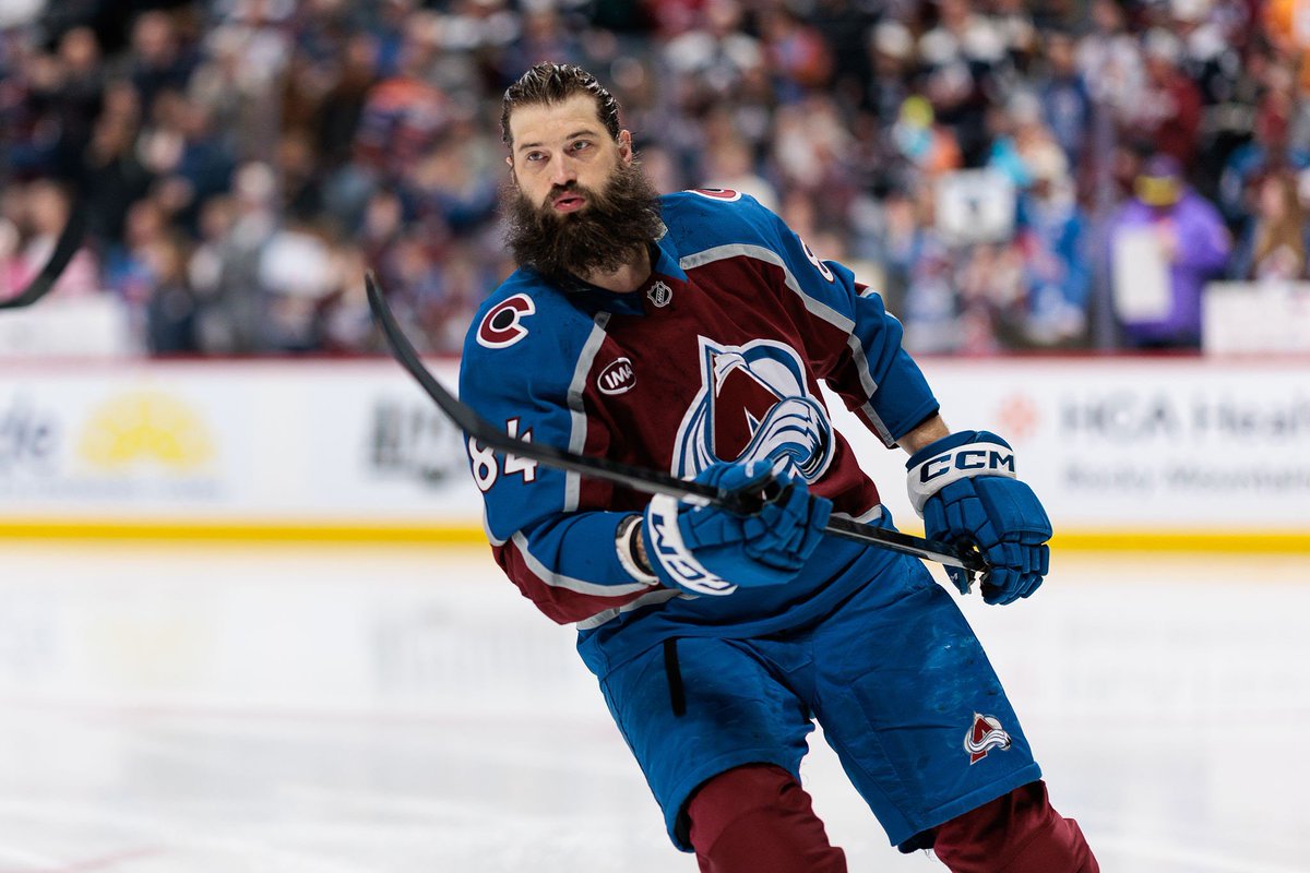 DaveAMcCarthy's tweet image. #SUNDAYBRUNCH 🍳 🥓 @SiriusXMNHL 

What did former @mnwild GM Doug Risebrough learn about Brent Burns when he visited Brent’s reptiles?

“He’s not a disheveled, disorganized guy. Quite the opposite, he’s a messy bed with a lot of detail to his life.”

📻 SiriusXM.ca/SundayBrunch