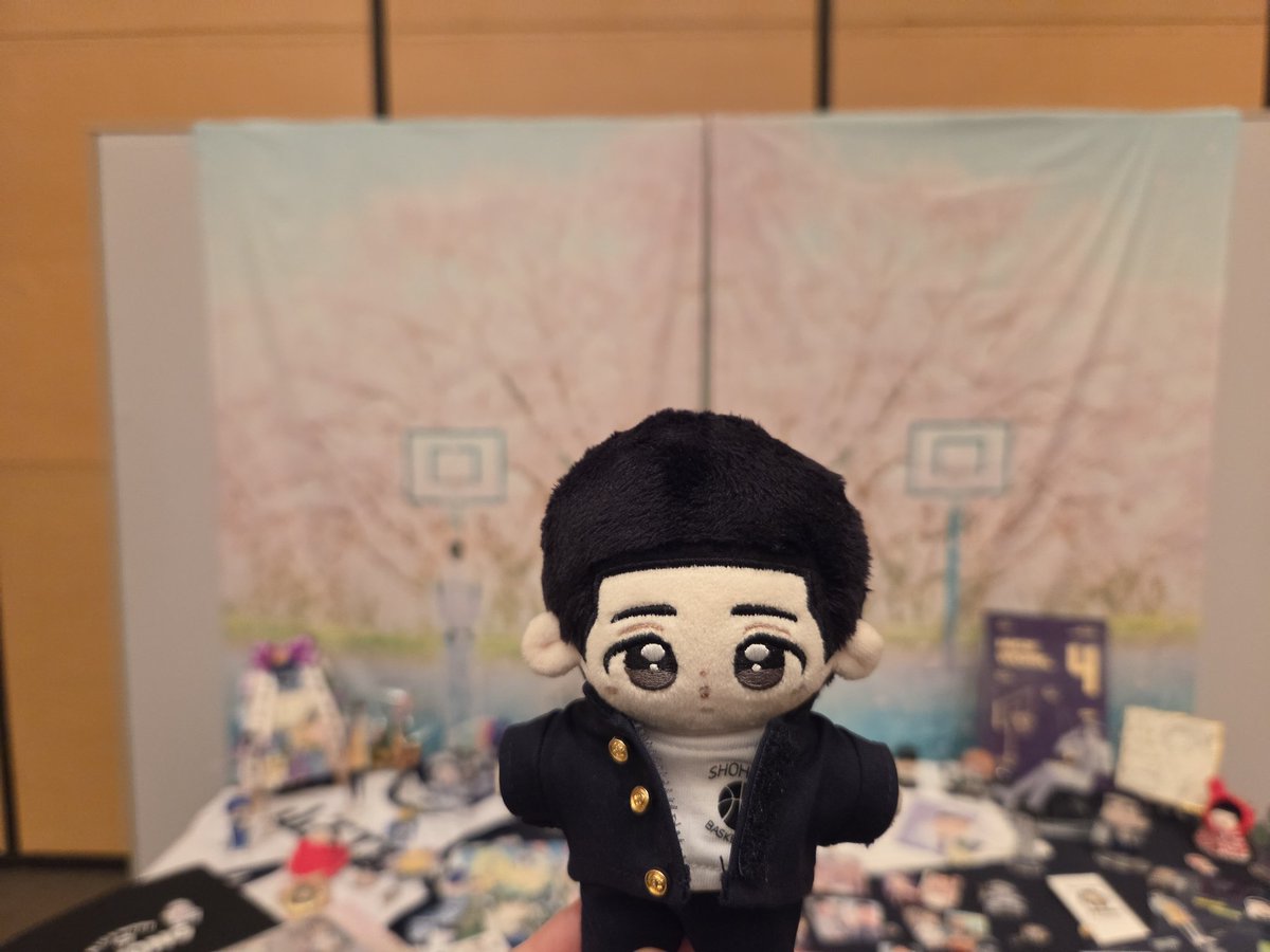 섭섭섭섭 tweet media