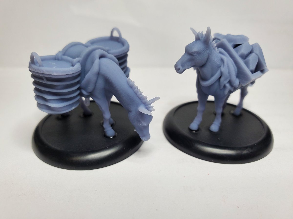 CatHultberg's tweet image. Absolutely loving the reindeer and donkeys from Wargames Atlantic. Between these and the wagons I got, I should have some excllentadditions for my Fistful of Lead  game I will be running at Concoction in May. #miniatures #miniaturepainting