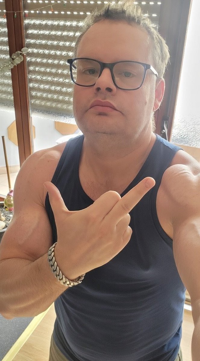 DomAlphaKingChris👑🇩🇪 tweet media