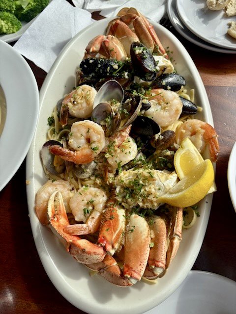 周君红（原深圳律师） tweet media