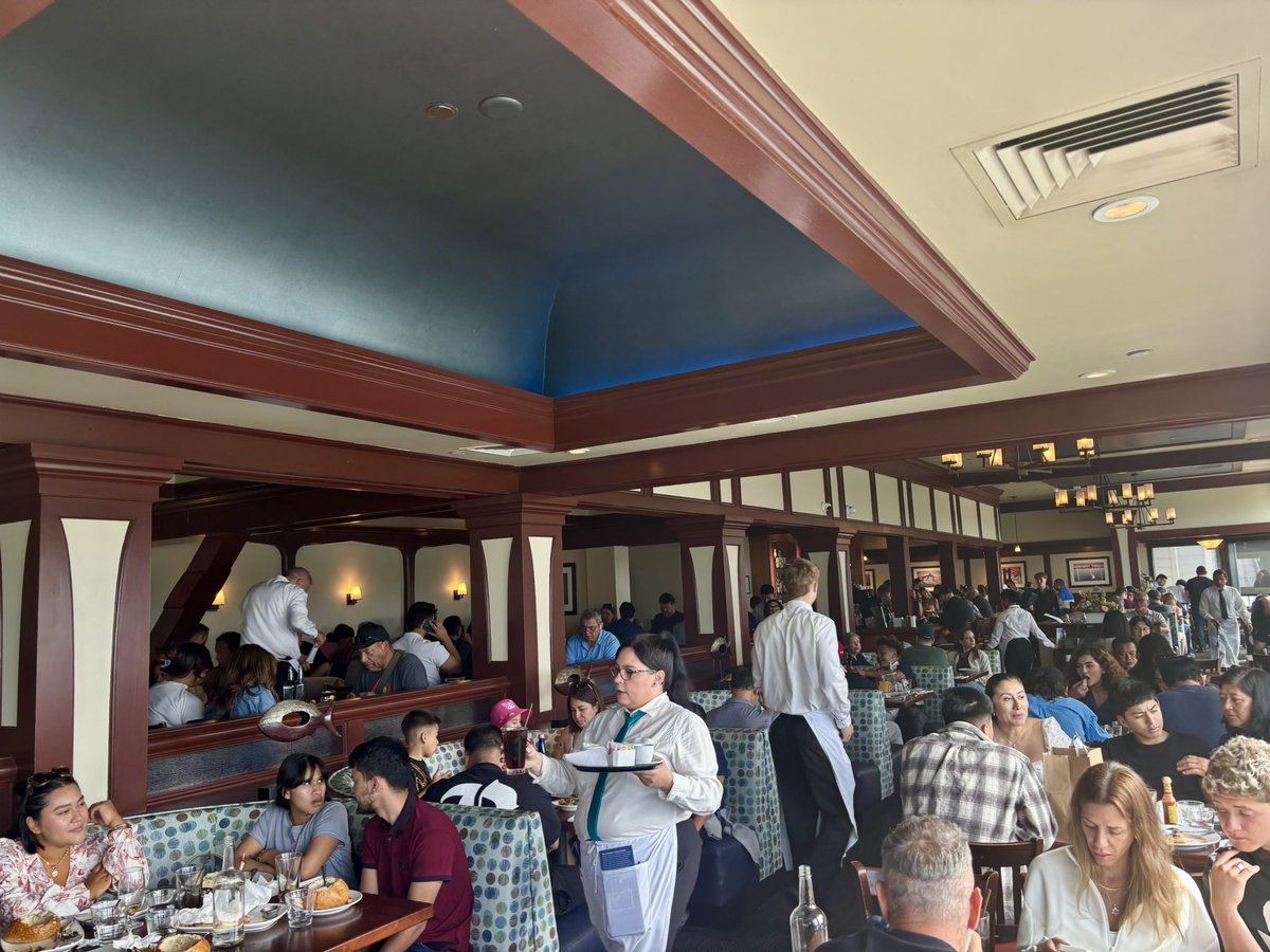 周君红（原深圳律师） tweet media