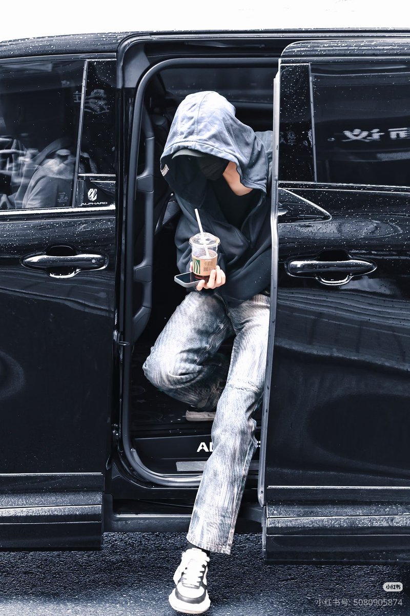 𝒉𝒙 ｡♡⃘ 🍬 tweet media