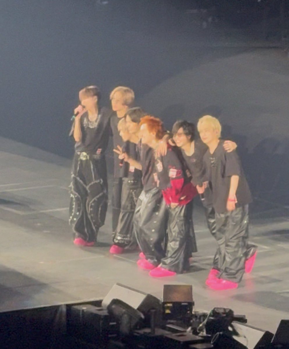 こりん tweet media