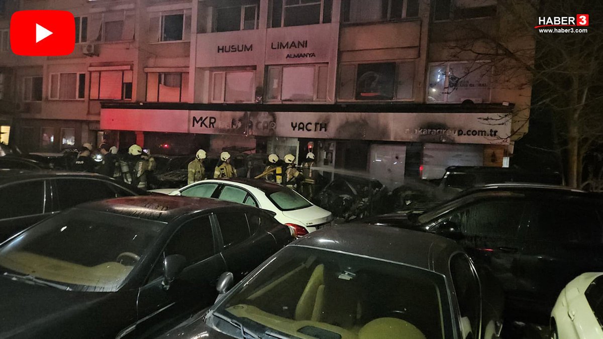 haber3com's tweet image. İstanbul Beşiktaş güne alevlerle uyandı! Saat 04.30 sıralarında Balmumcu Barbaros Bulvarı üzerindeki bir oto galeride çıkan yangın, 15 lüks aracı demir yığınına çevirdi. haber3.com/foto-galeri/ha… #İstanbul #Beşiktaş #yangın #araç #haber