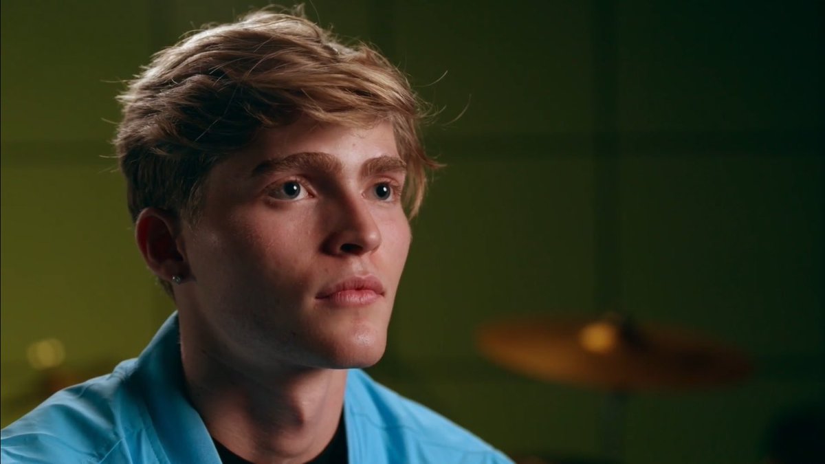 𝙘𝙝𝙚𝙧𝙧𝙮 tweet media